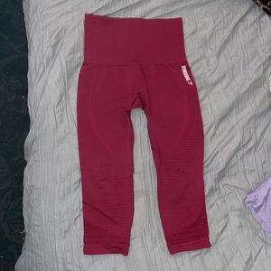 Beet Red Gymshark cropped leggings